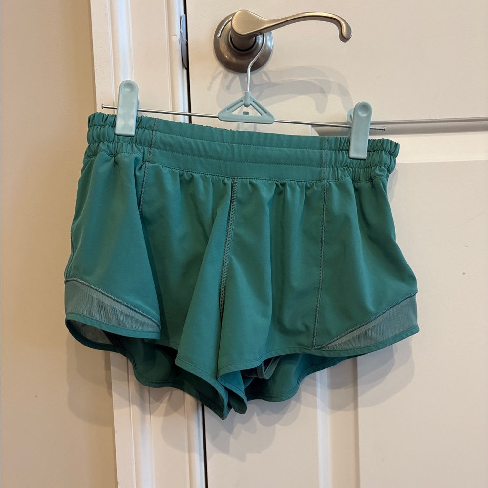 Lululemon Hottie Hot 2.5” Shorts